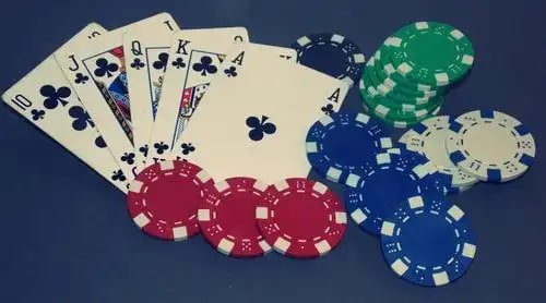 Live Liga 1 match display with multi-bet selection buttons